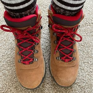 Columbia Newton Ridge Waterproof Hiking Boots 8.5 Women’s